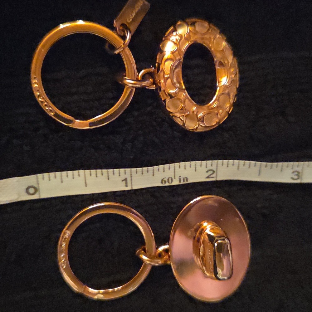 RoseGold Keychain Set - Picture 13 of 14